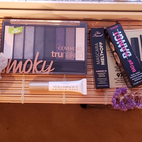 Too Faced Other - Mascara, Primer, Smokey Eyeshadow, & Remover Set